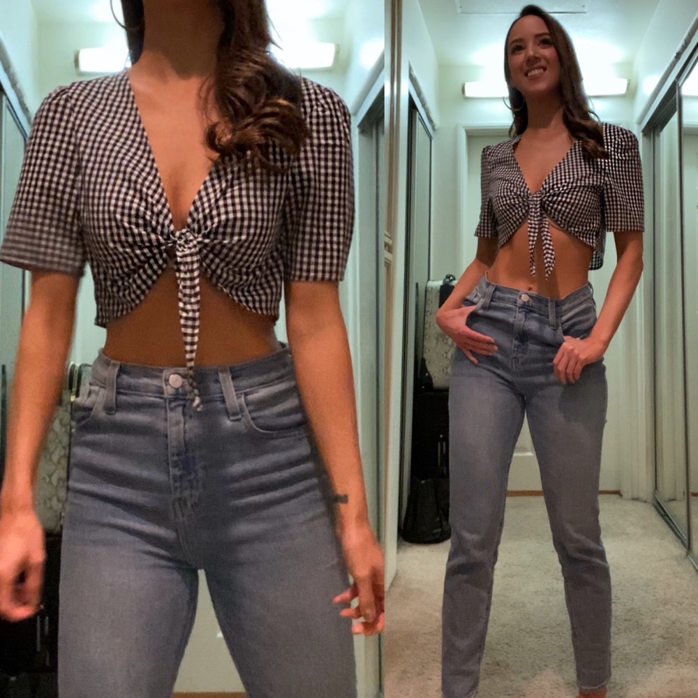 Black & White Gingham Tie Crop Top - Picture 2 of 3